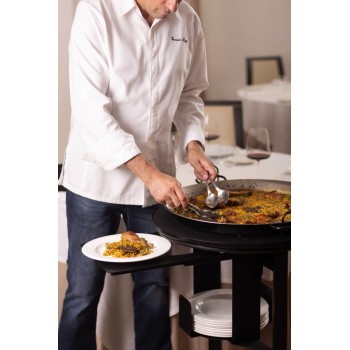 Présentation élégante de la paella