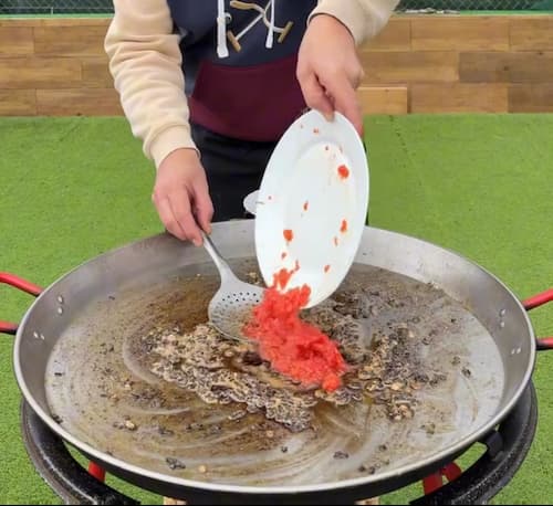 4.- Faire sauter les légumes