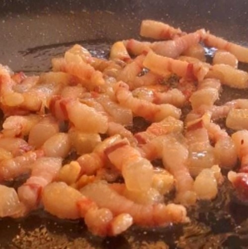 1.- Faire frire les nouilles