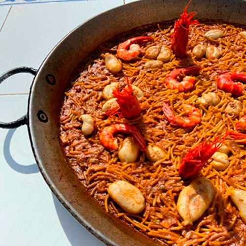 Recette de @cooking_jorge : Fideuá d'œufs de seiche et de crevettes