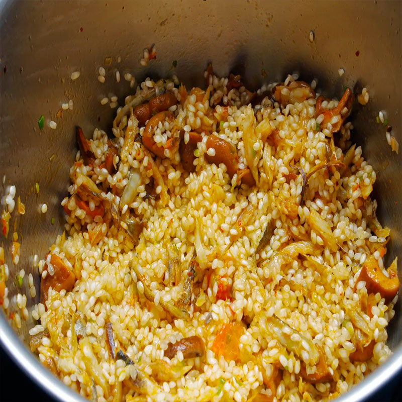 8.- Faire frire le riz