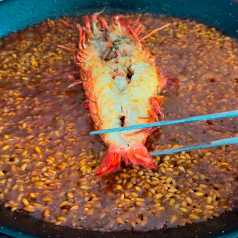 6.- Ajoutez les crevettes
