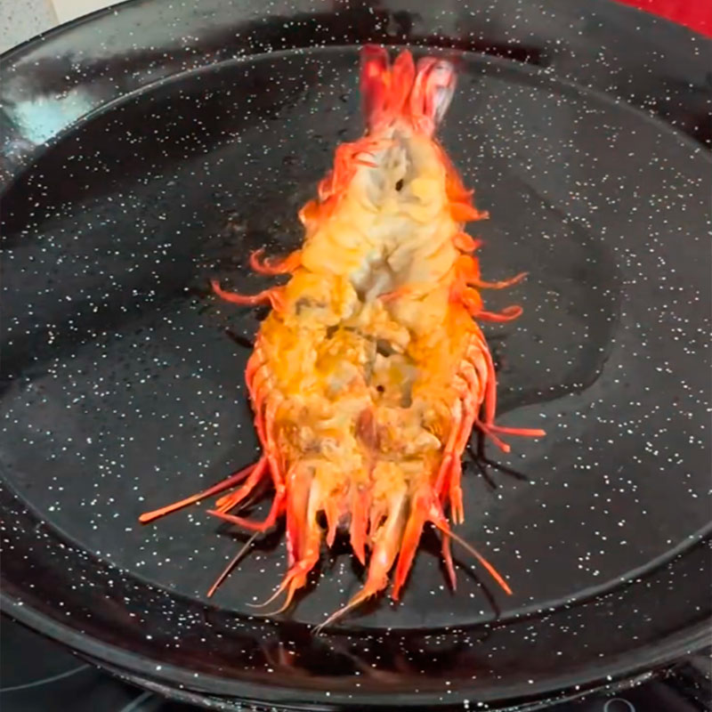 2.- Faire sauter les crevettes