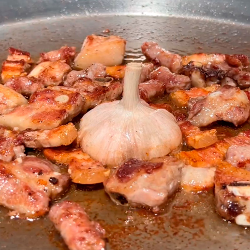 4.- Faire dorer la viande