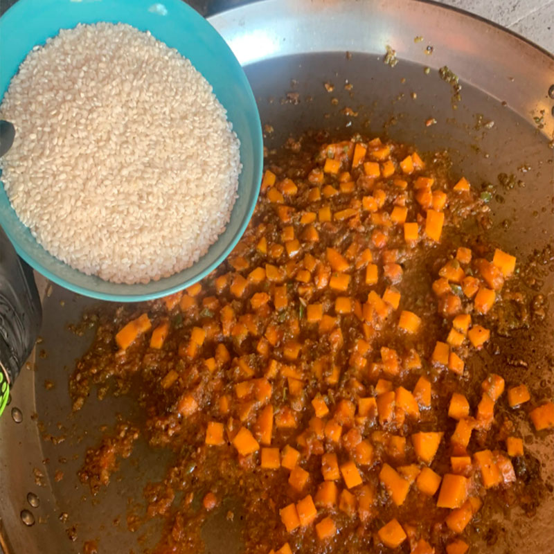 8.- Nous perlons le riz