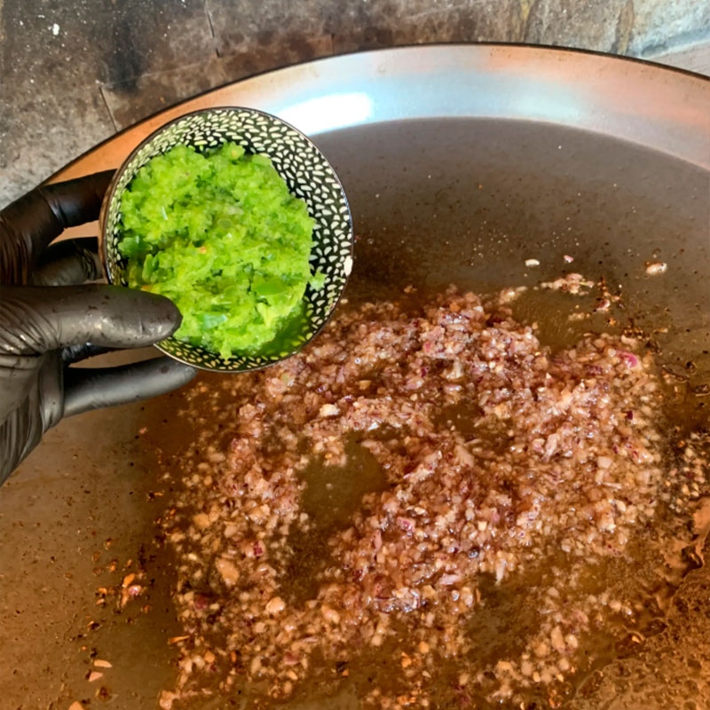 4.- Faire frire le poivron