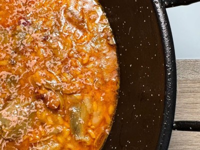 Recette de @vadearroces : Riz moelleux aux côtes, artichauts et foie gras