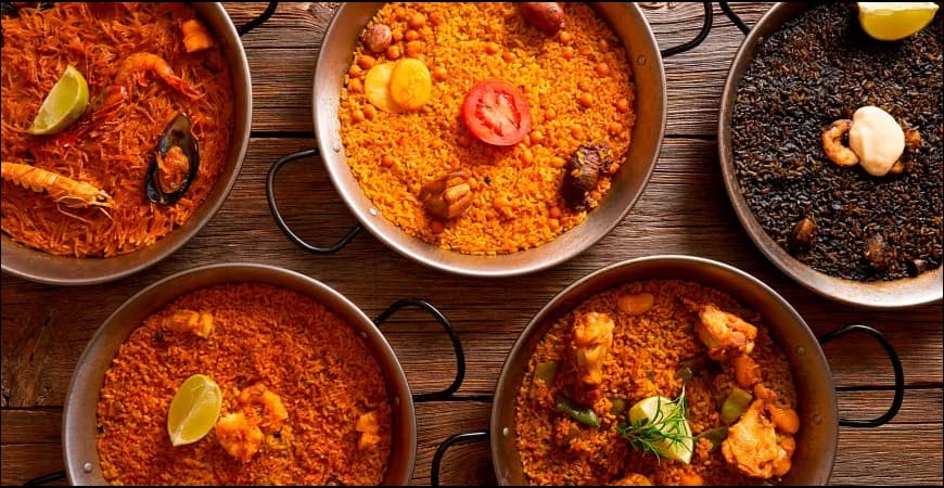 Livres de paellas et de riz : recettes, techniques et culture du riz.