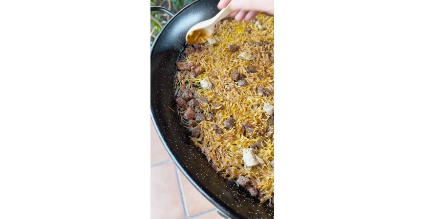 Recette de @fanaticook : Fideuá de secret ibérique, niscalos et foie gras