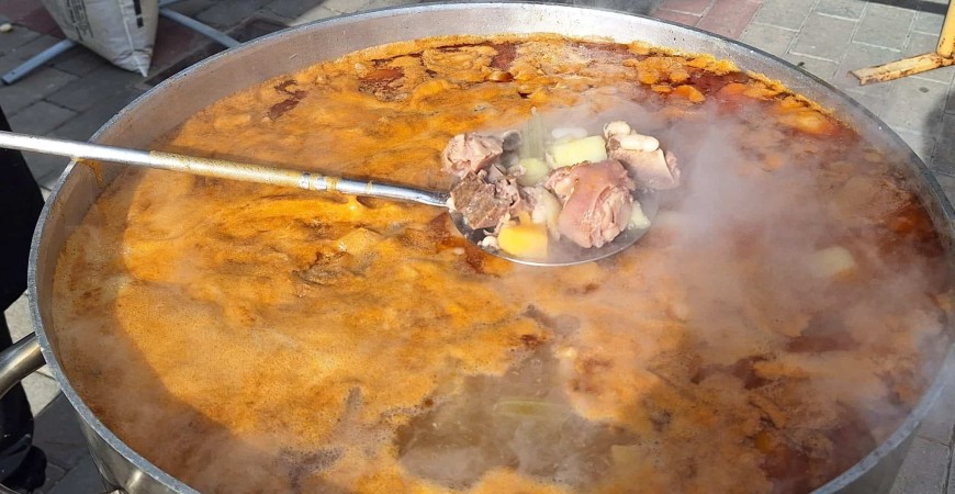 Recette de l'Ascension : Marmite de riz aux fesols et aux Naps