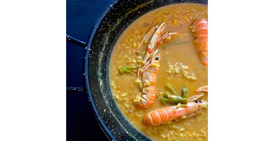 Recette de @cooking_jorge : riz au curry et à la noix de coco avec des langoustines