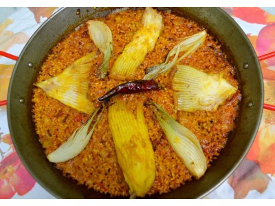Recette de @chelopeiro.cuina : paella aux raies pastenagues