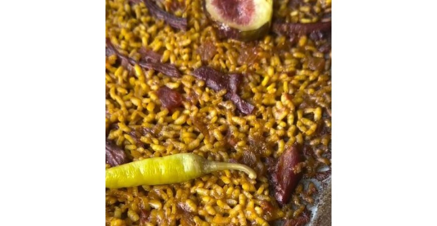 Recette de @fanaticook : Paella au canard confit, figues caramélisées et piparras