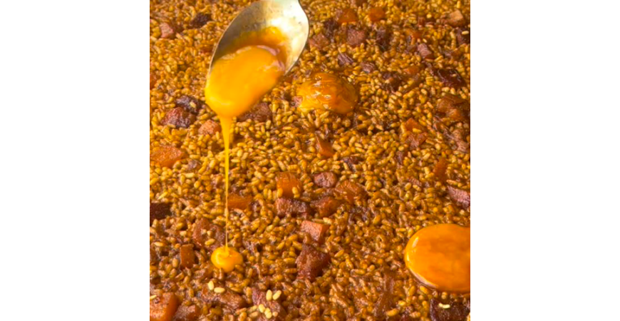 Recette de @fanaticook : Riz sec au porc ibérique et jaune d’œuf confit